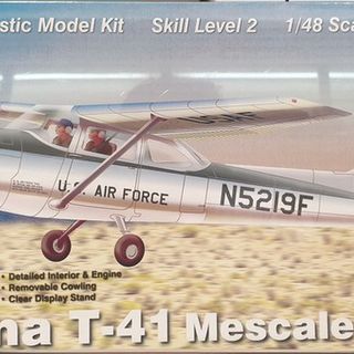Cessna T-41 Mescalero Kitset Minicraft 1/48