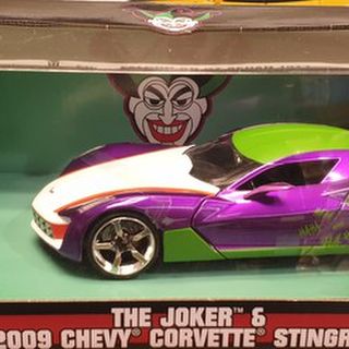 Jada DC The Joker & 2009 Chevy Corvette Stingray