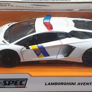 Lamborghini Aventador SV State Trooper Police Car Hyper Spec Jada 1/24