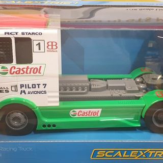 Scalextric 1/32 Team Castrol Racing Truck