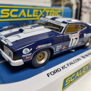Scalextric 1:32 Ford XC Falcon Bathurst 1978 #17 HD 