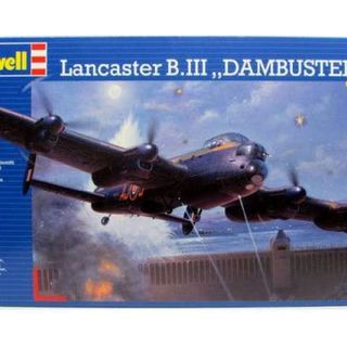Lancaster B.III Dambusters Plane Kitset 1/72 Revell