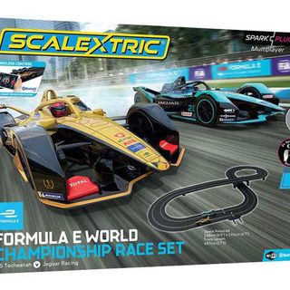 Scalextric Spark Plug - Formula E Race Set 1/32