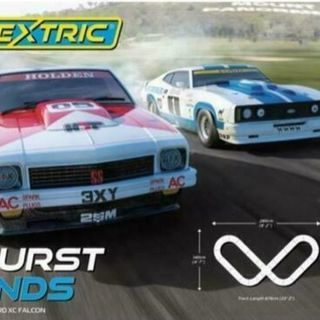 Scalextric 1978 Bathurst Legends Brock V Moffat 1/32
