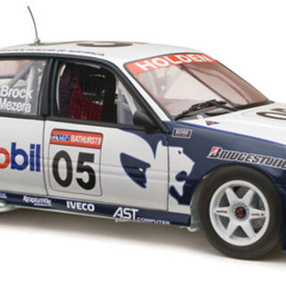 Holden Commodore VR 1996 Bathurst  Peter Brock & Tomas Mezera 1/18 Classic Carlectables