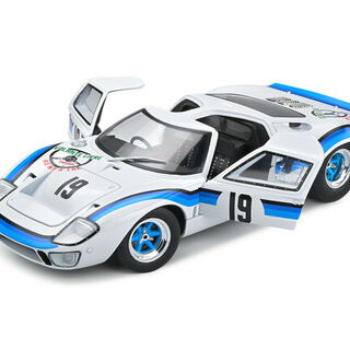 Ford GT40 Mk1 1973 Angola Championship Winner 1/18 Solido