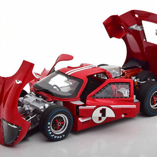 Ford GT40 1967 Le Mans Winner AJ Foyt & Dan Gurney 1/18 Shelby Collectibles