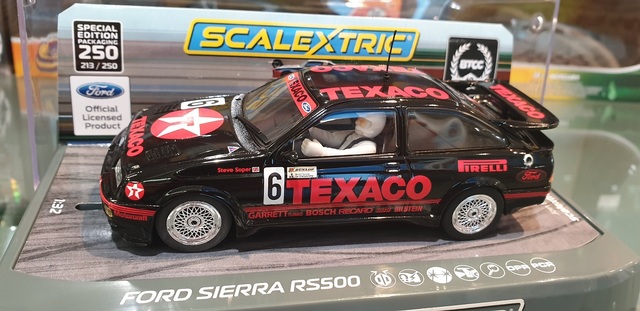 1 Scalextric Special Edition BTCC Ford Sierra Cosworth RS500 Texaco