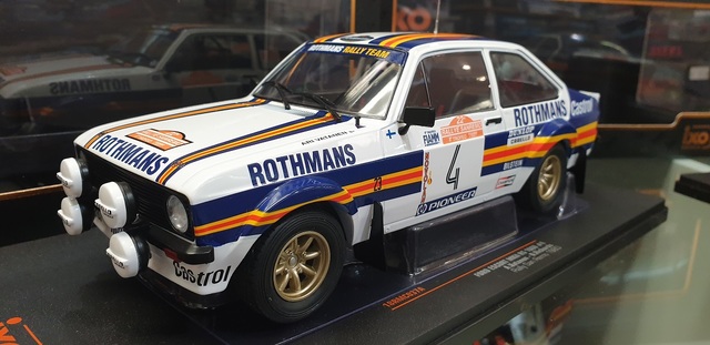 1/18 Ford Escort RS1800 Mk2 1980 San Remo Rally Ari Vatanen  Rothmans
