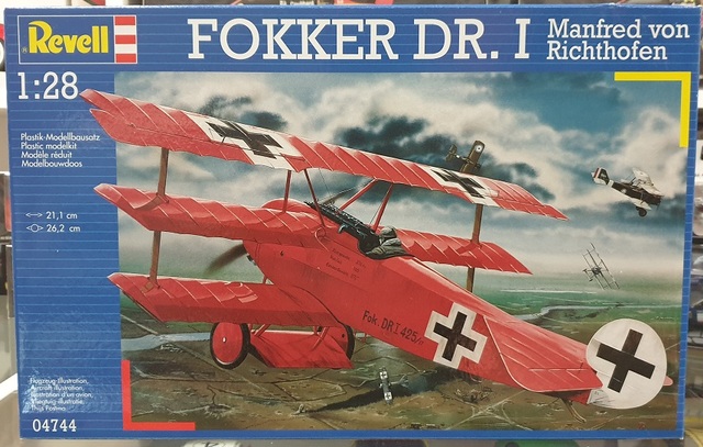 Fokker DR.1 Manfred von Richthofen Fighter Plane Kitset 1/28 Revell
