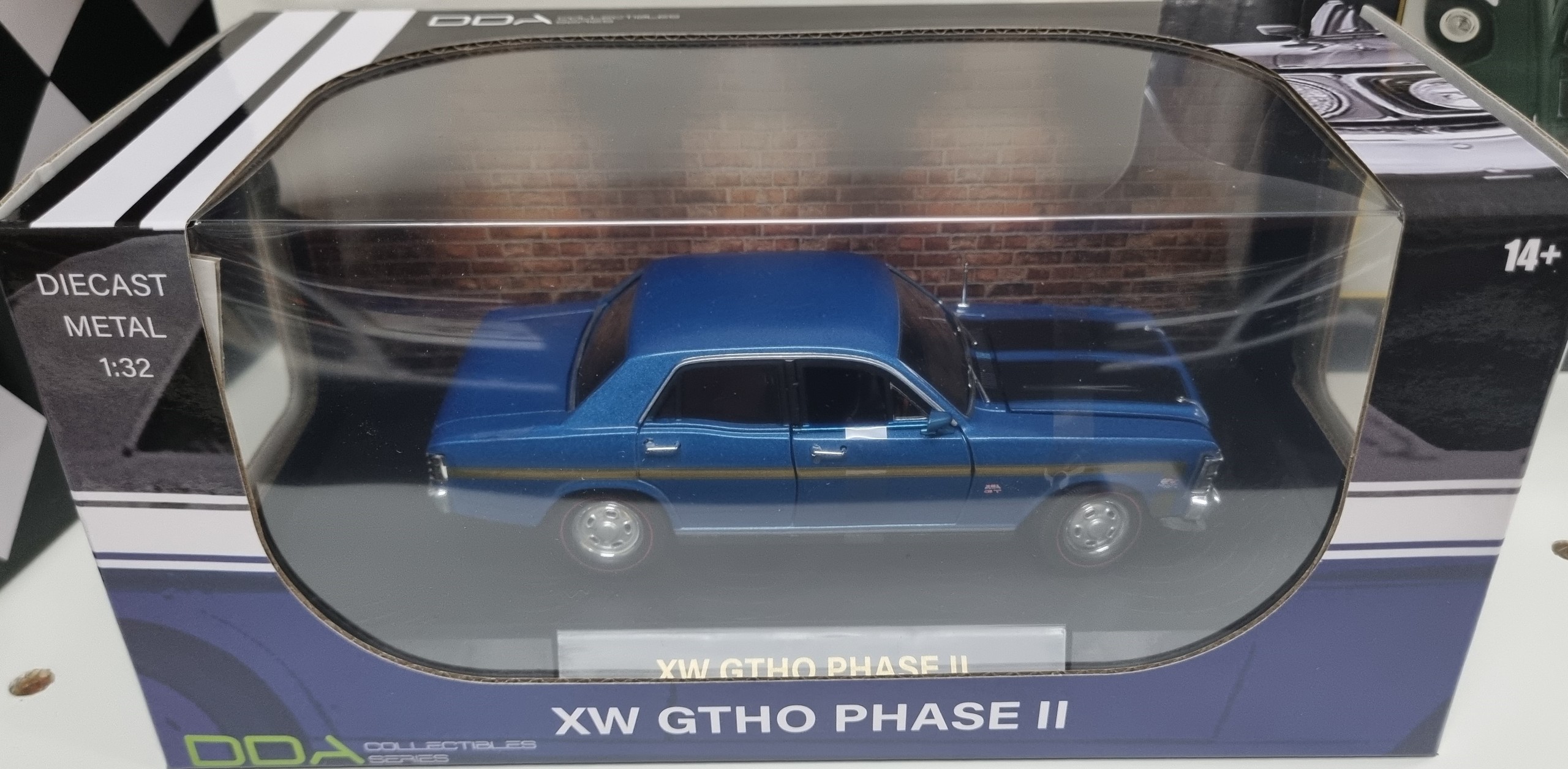 Ford Falcon XW GTHO Phase II 1/32 DDA Starlight Blue Roadcar