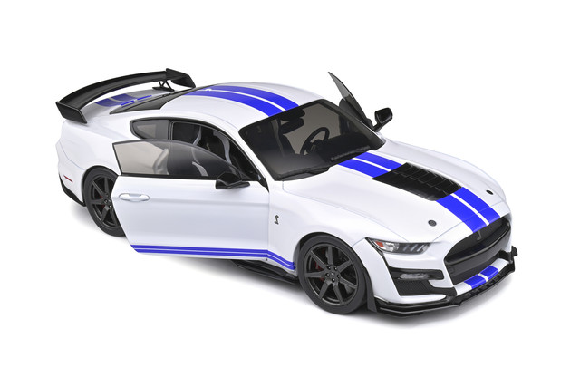2020 Ford Mustang GT500 Fast Track White Roadcar 1/18 Solido