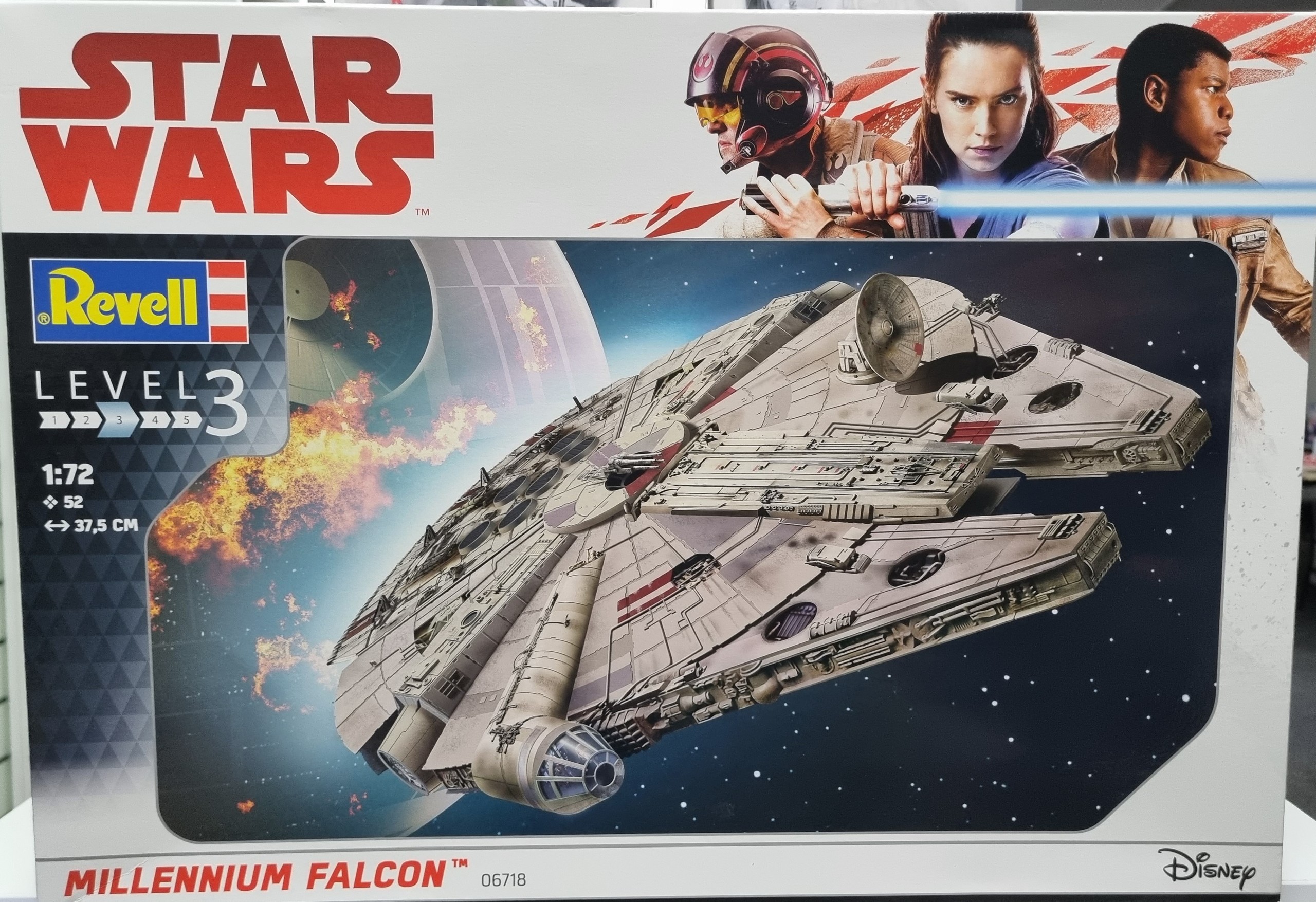 Star Wars Millenium Falcon Kitset 1/72 Revell