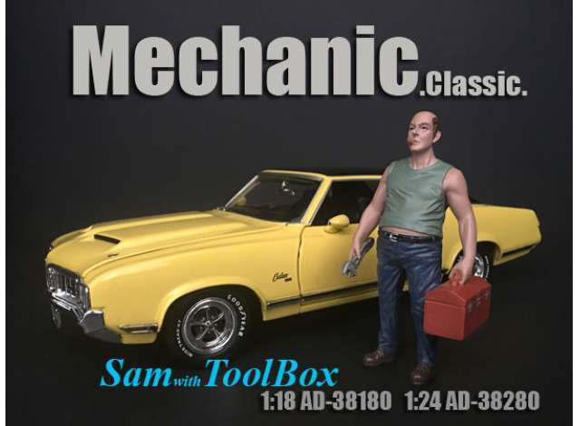 American Diorama 1/24 Mechanic Sam with Toolbox