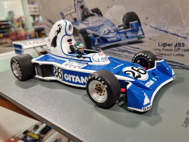 Ligier JS5 1976 Long Beach USA  GP Jacques Laffite 1/18 Spark