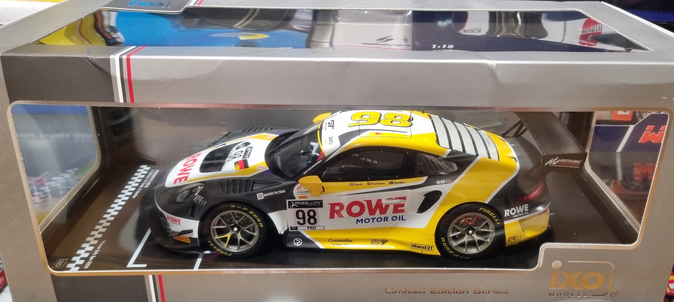 Porsche 911 GT3 R 2020 Spa 24 Hour Winners Earl Bamber, Nick Tandy & Laurens Vanthoor 1/18 IXO