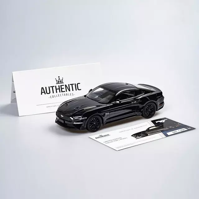 Ford Mustang GT Fastback - Shadow Black 1/18 Authentic Collectables