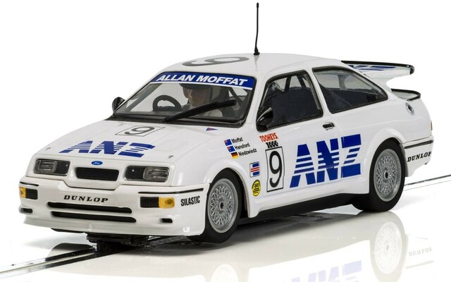 SCALEXTRIC Ford Sierra RS500