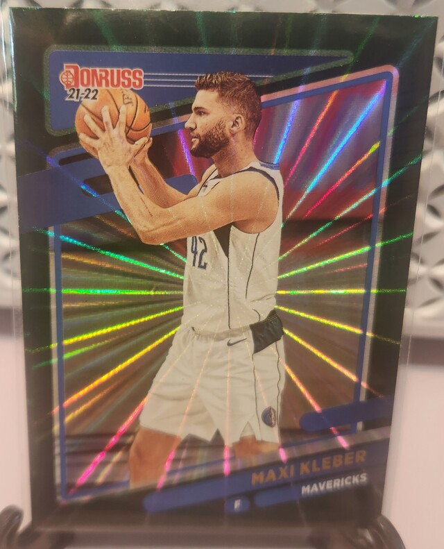 2021-22 Panini Donruss #150 Maxi Kleber Dallas Mavericks - Green Laser
