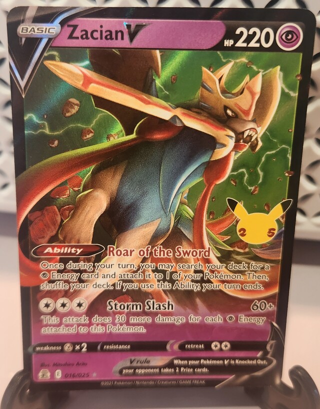 Pokemon TCG: Zacian V 016/025 Pokemon Celebrations