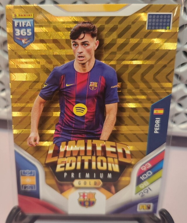 Panini 365 Adrenalyn XL 2026 Limited Edition Premium Gold Pedri