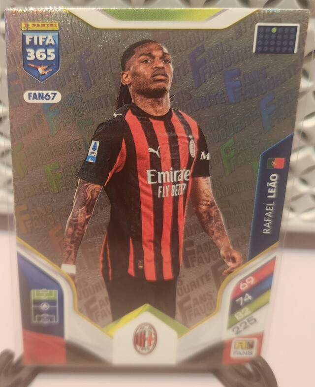 Panini Adrenalyn XL FIFA 365 2026 #FAN67 Rafael Leao - Fan Favourites