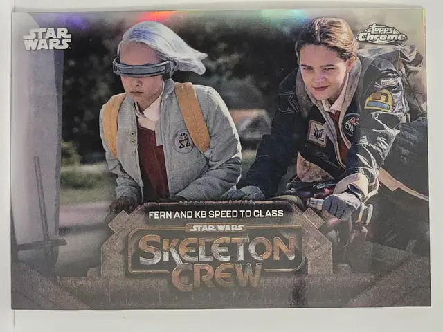 Topps Star Wars: Chrome 2025 - Fern And KB Speed To Class #SC-3 Skeleton Crew