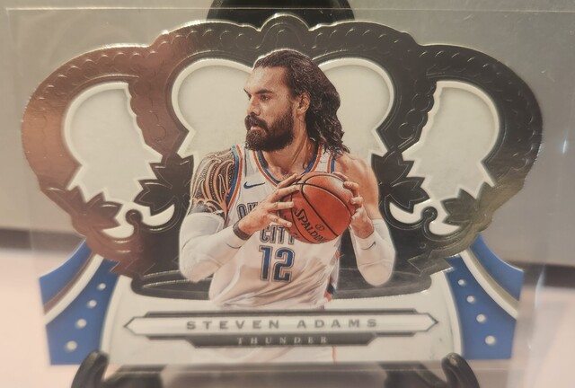 Steven Adams #12 2019 Panini Crown Royale