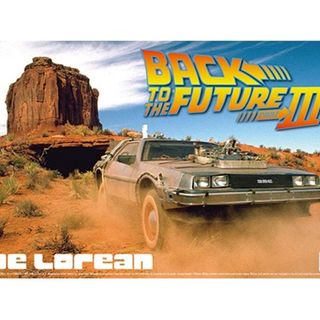 DeLorian Back to the Future Part III 1/24 Kitset Aoshima