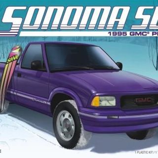 1995 GMC Sonoma Pickup AMT Kitset 1/25 with engine.