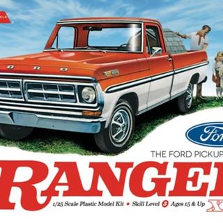 1971 Ford Ranger Pickup Moebius Kitset 1/25 with engine detail