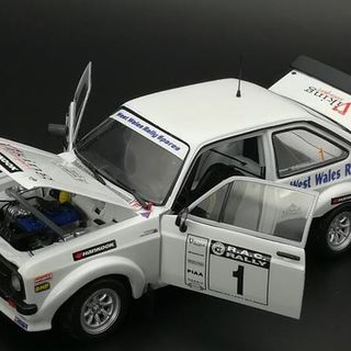 Ford Escort RS1800, 2009 Roger Albert Clark Rally Winner Gwyndaf Evans SunStar 1/18