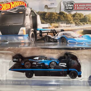 Hot Wheels Team Transport #35 Aero Lift & Volkswagen ID R