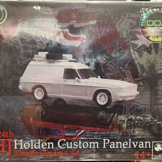 Holden HJ Custom Panelvan Mad Max Kitset DDA Collectables 1/24