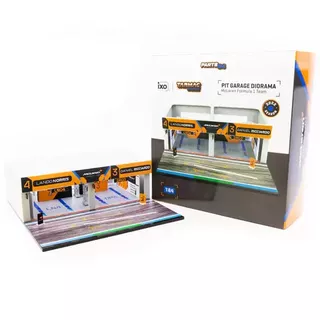IXO Tarmac McLaren Formula 1 Team Pit Garage Diorama 1:64