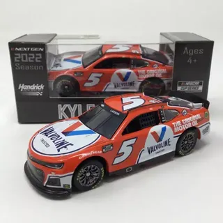 2022 Chevrolet Camaro Kyle Larson Valvoline 1/64 Lionel Racing Nascar