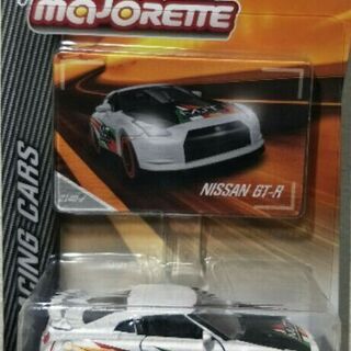Nissan GT-R Majorette 1/64