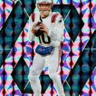 NFL 2025 Panini Mosaic: Patriots - Drake Maye #258 Mosaic Reactive Purple