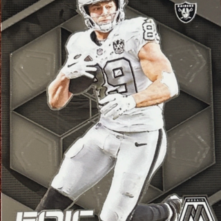 NFL 2025 Panini Mosaic: Epic Performers - Brock Bowers #4
