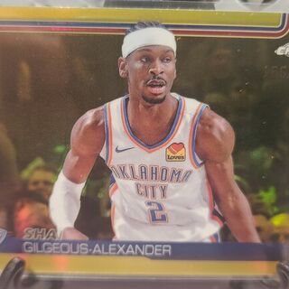 Shai Gilgeous-Alexander #141 Yellow Refractor 166/275