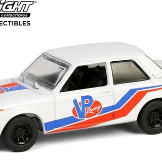 Greenlight Running On Empty Series 17 1968 Datsun 510 Widebody Coupe