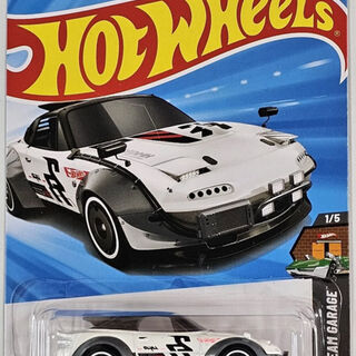 Hot Wheels Dream Garage - Mazda MX-5 Miata White/Black&Pink Graphics