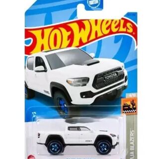 Hotwheels Baja Blazer '20 Toyota Tacoma LC