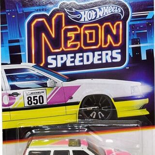 Hot Wheels 2026 Neon Speeders Volvo 850 Estate